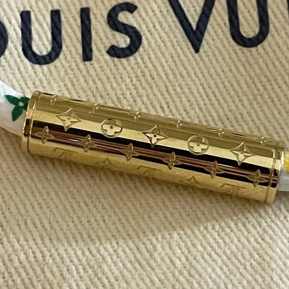 Louis Vuitton White Bracelet with Gold Clasp new Authentic 100% ** PRICE FIRM** - Picture 8 of 10